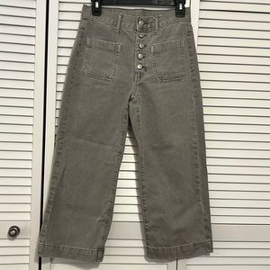 American Eagle Olive cropped pants, flared. Size 2